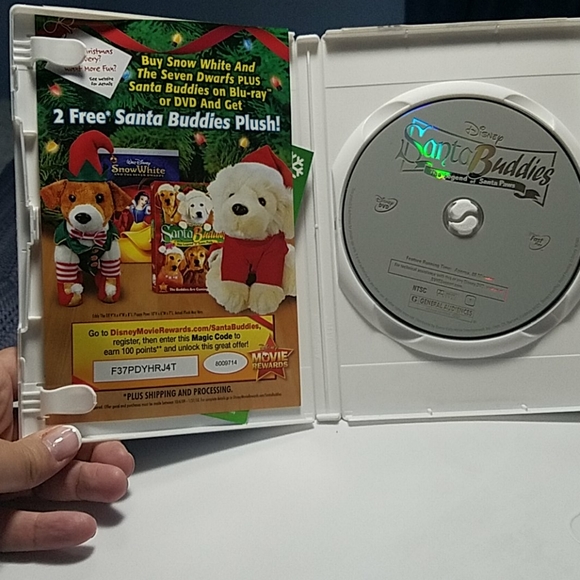 Disney Santa Buddies The Legend of Santa Paws - Picture 3 of 3